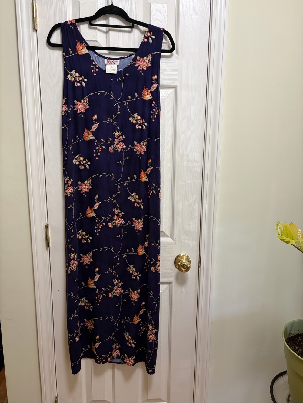 Vintage dark purple floral maxi sleeveless dress 16